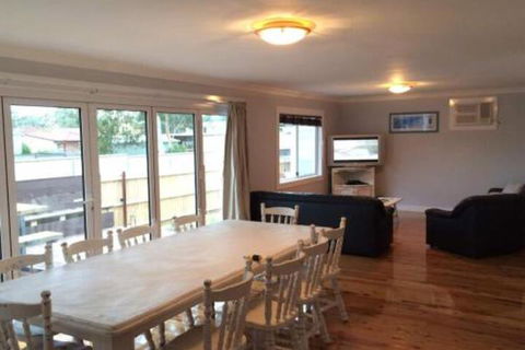 Watts At Callala Beach Pet Friendly - Holiday Adelaide 0