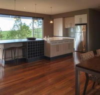 THE Lake House - Surf Side - Holiday Adelaide