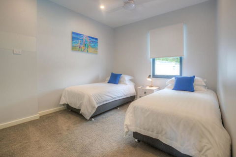 Coffs Jetty Beach House - Holiday Adelaide 6