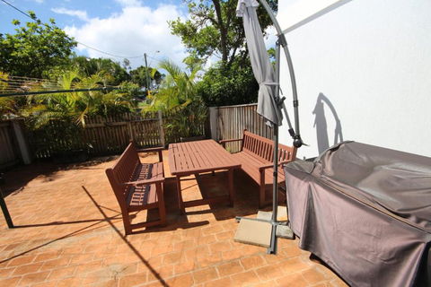 Paradise Waters No. 13 - Holiday Adelaide 5