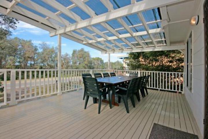 Narrawallee NSW Holiday Adelaide