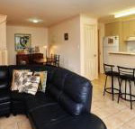 Modern 3 Bedroom Townhouse - Holiday Adelaide