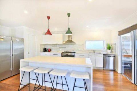 Calming Waters Pet Friendly 3 Min Walk To Beach - Holiday Adelaide 2