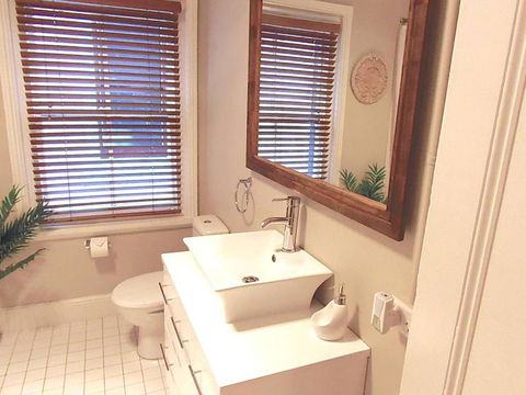 YSG The Edward Townhouse 157 Steps To Town - Holiday Adelaide 2
