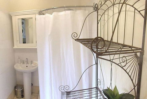 YourStay Group The Dora Hall Very Central - Holiday Adelaide 4