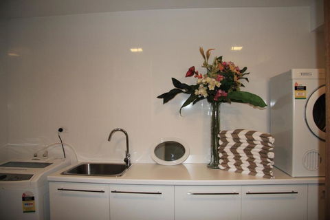 The Kingscliff Summerhouse - Holiday Adelaide 5