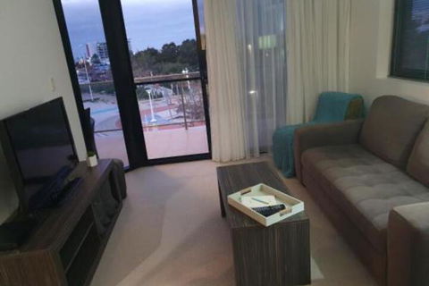 Oceanic Apartment - Holiday Adelaide 6