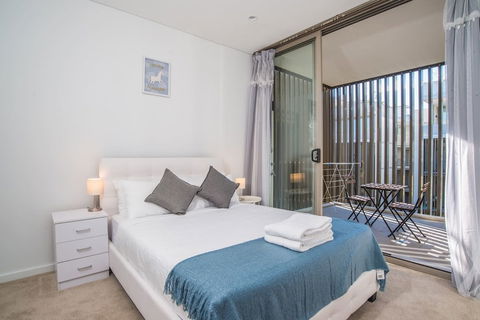 Roseberry Apartment For Travelling Couple In Green Square - Holiday Adelaide 1
