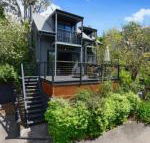 Cloudsong Chalet 1 Close to the village centre - Holiday Adelaide