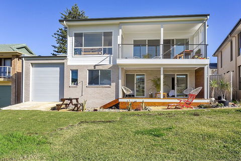 Dolphin Studio Apartment 1a Ocean Street - Holiday Adelaide 4