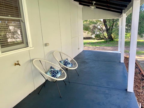 Yaringa Cottage...by The Sea - Holiday Adelaide 5