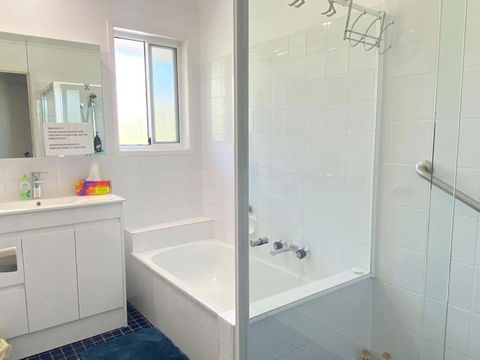 Woorim Secluded Palms Cottage - Holiday Adelaide 3