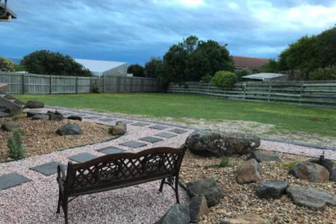 OCEAN BREEZE - Holiday Adelaide 0