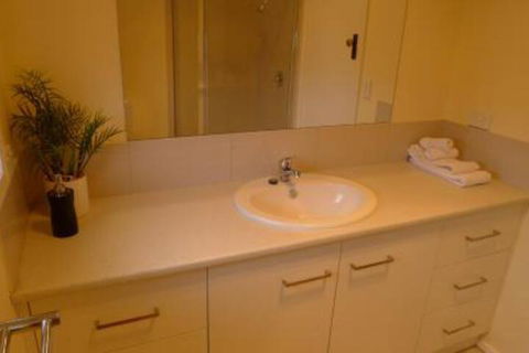 OCEAN BREEZE - Holiday Adelaide 4