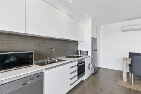 WATERFRONT SEVEN In The Heart Of Lorne - Holiday Adelaide 4