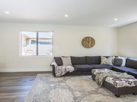 Amaroo Modern Luxurious & Chic - Holiday Adelaide 4