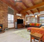 Lumina luxury comfort  lots of style - Holiday Adelaide