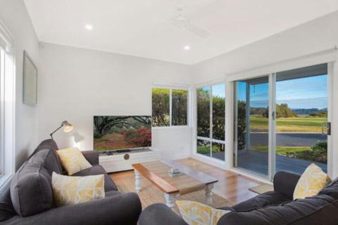 Kesla Beach House - Holiday Adelaide 5