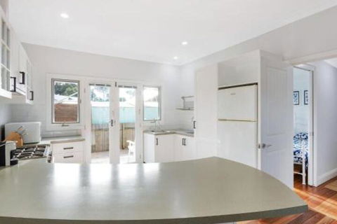 Kesla Beach House - Holiday Adelaide 6