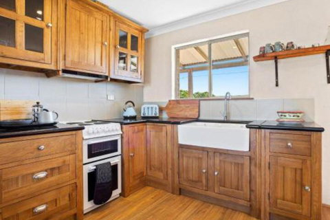 Braeside Cabin Four Ziera - Holiday Adelaide 2