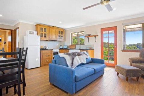 Braeside Cabin Four Ziera - Holiday Adelaide 6