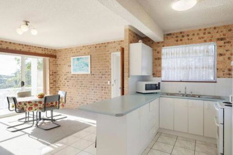 Crystal Waters Unit 2 - Holiday Adelaide 7