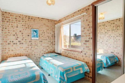 Crystal Waters Unit 2 - Holiday Adelaide 6