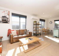 The Endsleigh 1 Bedroom Villa Free Wifi Near CBD - Holiday Adelaide