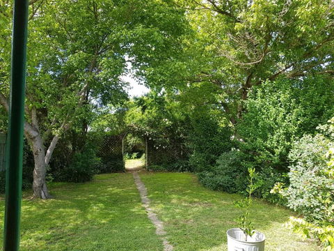 Cute Cottage On Byng Walk To Town & Pet Friendly - Holiday Adelaide 1