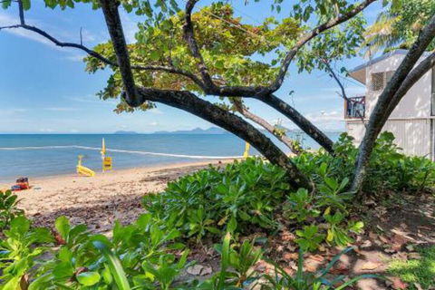 WINDFALL In PALM COVE - Holiday Adelaide 6