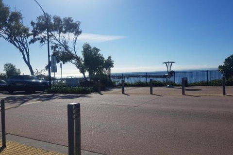 Highland House - Holiday Adelaide 3
