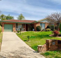 Tidy Home in a Leafy Suburb Great Location - Holiday Adelaide