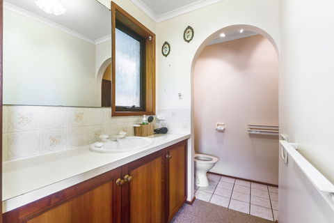 Vintage Cuddle Guest House - Holiday Adelaide 5