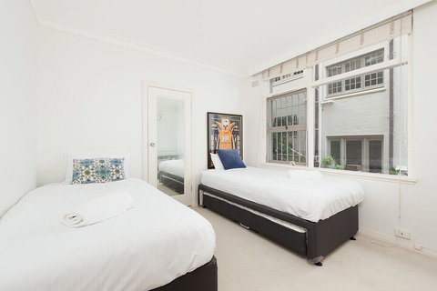 Harbour Front Single Level Apartment - Holiday Adelaide 4