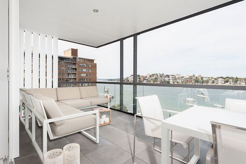 Harbour Front Single Level Apartment - Holiday Adelaide 1