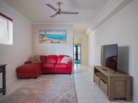 Ivy Street 7 Dicky Beach - Holiday Adelaide 3