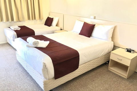 Overlander Motor Lodge - Holiday Adelaide 7