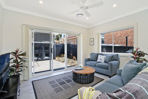 Accommodation Hunter - Adams St Maitland - Holiday Adelaide 4