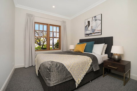 Accommodation Hunter - Adams St Maitland - Holiday Adelaide 1