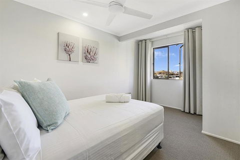 CANAL HOME NEAR MOOLOOLABA Kooringal - Holiday Adelaide 2