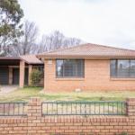 42 Rosemary Lane Â· Central Orange Spacious Family Home Quiet Lane - Holiday Adelaide 1