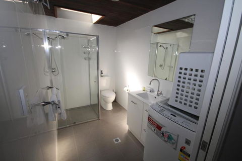 Boambee Hideaway - Holiday Adelaide 6