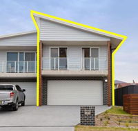 Birubi Breezes 2 / 7 Fitzroy St. Large Duplex with Air Conditioning WIFI  only 5 minute walk to the beach - Holiday Adelaide