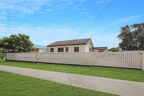 The Fishermans Cottage - Holiday Adelaide 1