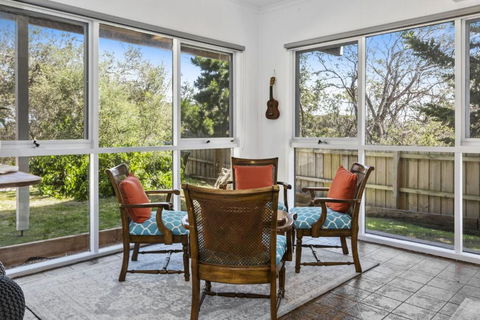 TREE TOPS VIEWS BLAIRGOWRIE - Holiday Adelaide 5