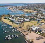 Captains Hideaway Jetty Berth  Pet Friendly - Holiday Adelaide