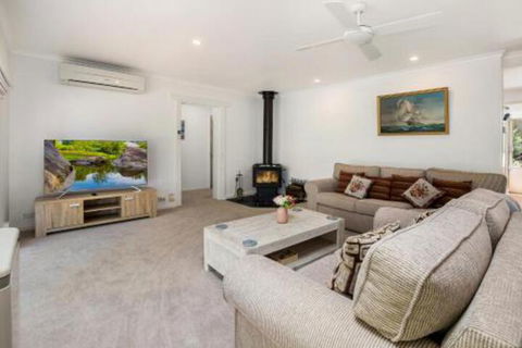 Family Fun Retreat With Spa - Holiday Adelaide 7
