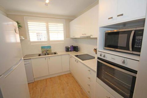 Annies Apartment - Holiday Adelaide 0