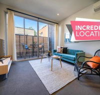 Floral on Frew Heart of the CBD Wifi Netflix - Holiday Adelaide