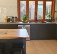 Seacliff Park Holiday Home - Holiday Adelaide